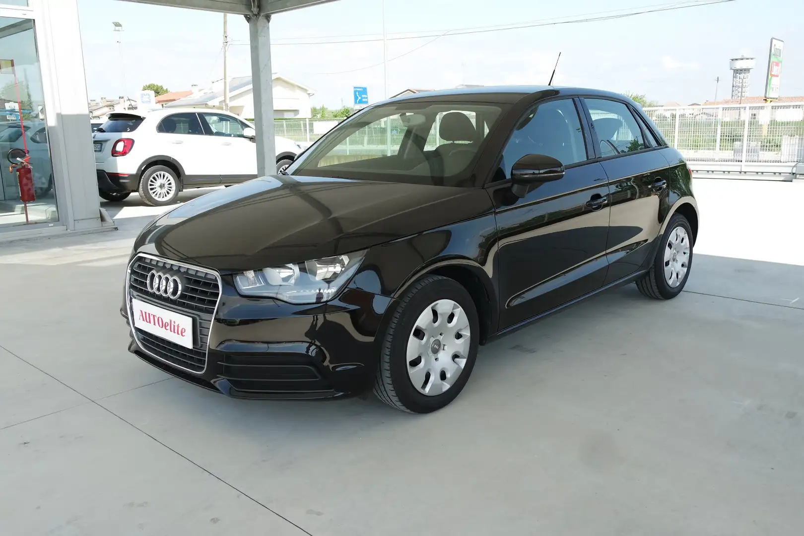 Audi A1 1.2 TFSI SPB Attraction Nero - 2