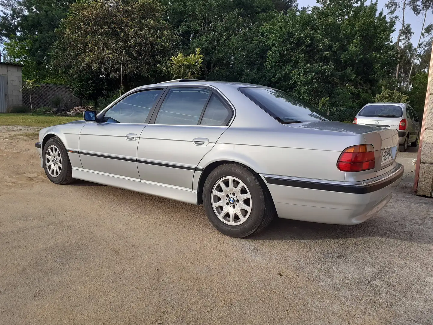 BMW 725 725 tds Silber - 1