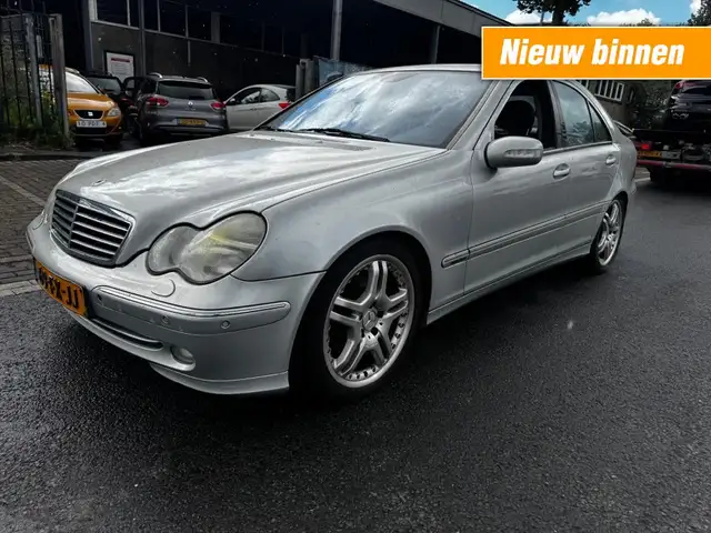Mercedes-Benz C 240 C240 Elegance LEER SCHUIFDAK MOTOR NOT GOOD