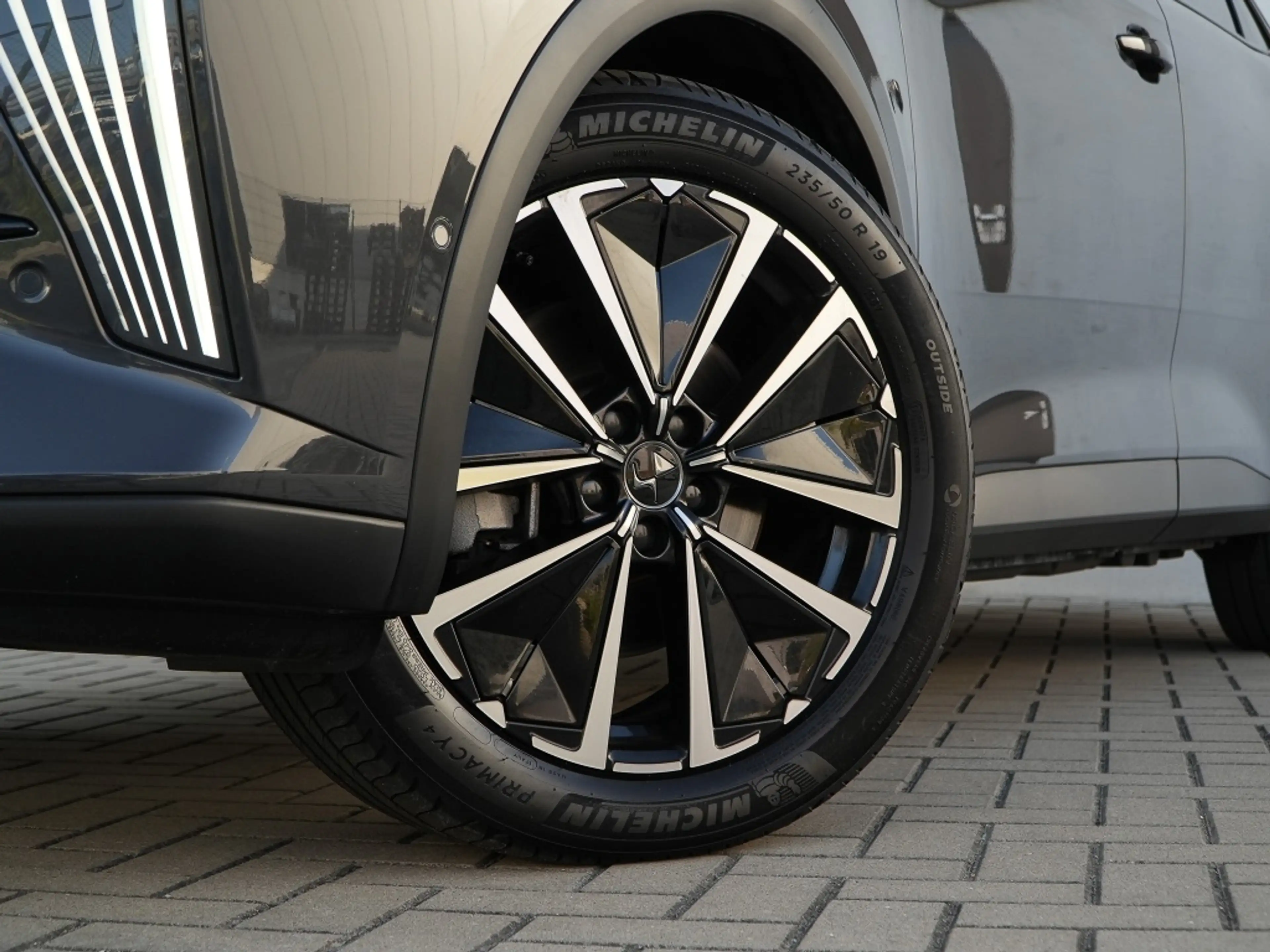 DS Automobiles DS 7 E-Tense 300 PK 4x4 Pallas | Leder | Pano | FOCAL | — photo 3