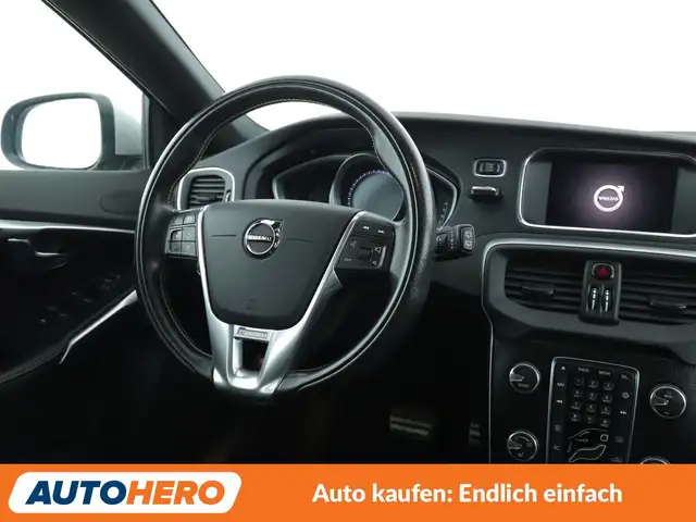 Volvo V40 view 13