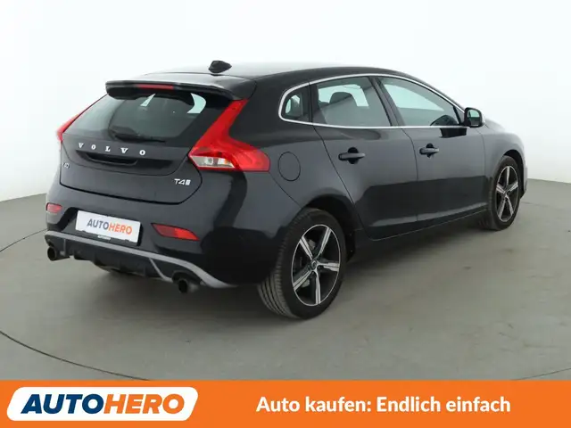 Volvo V40 view 6