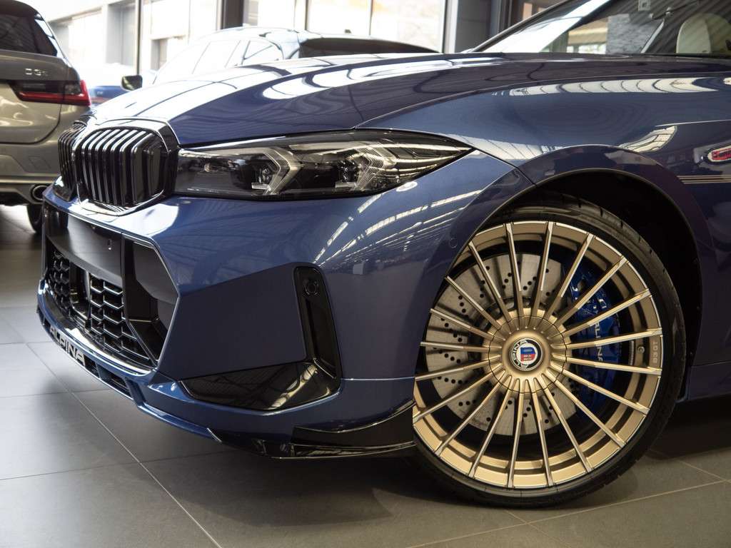 ALPINA B3