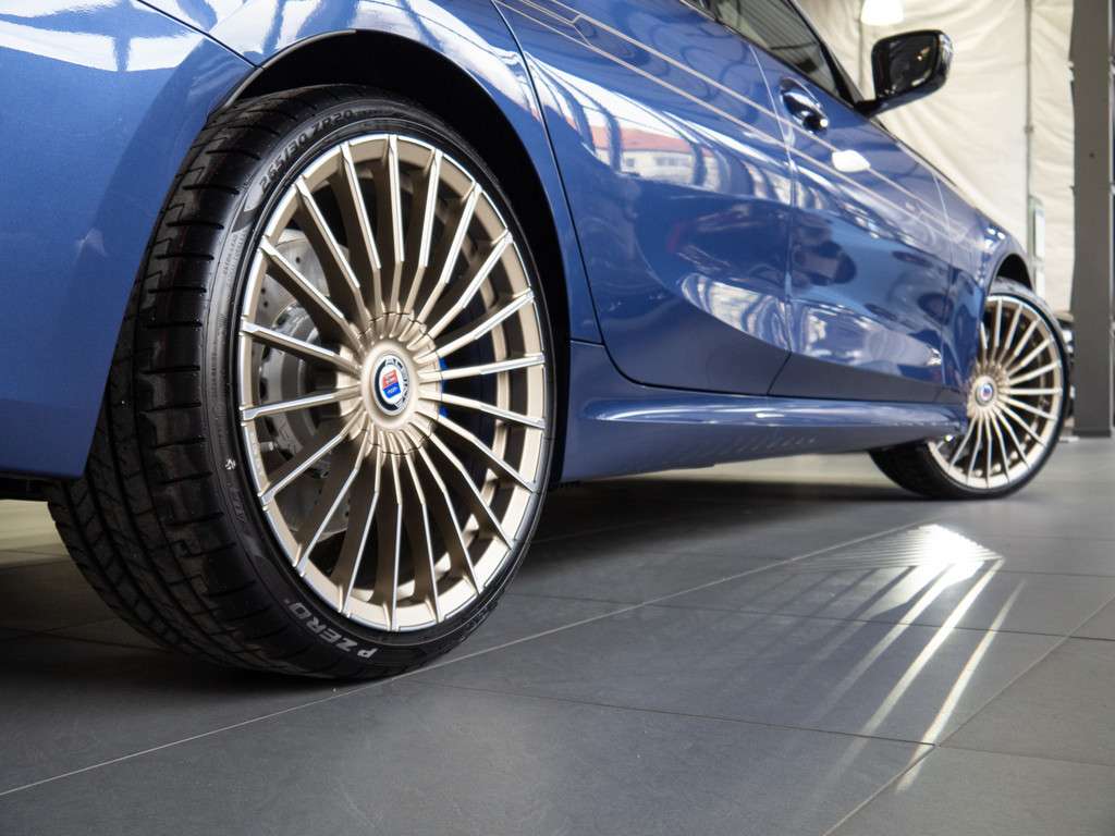 ALPINA B3