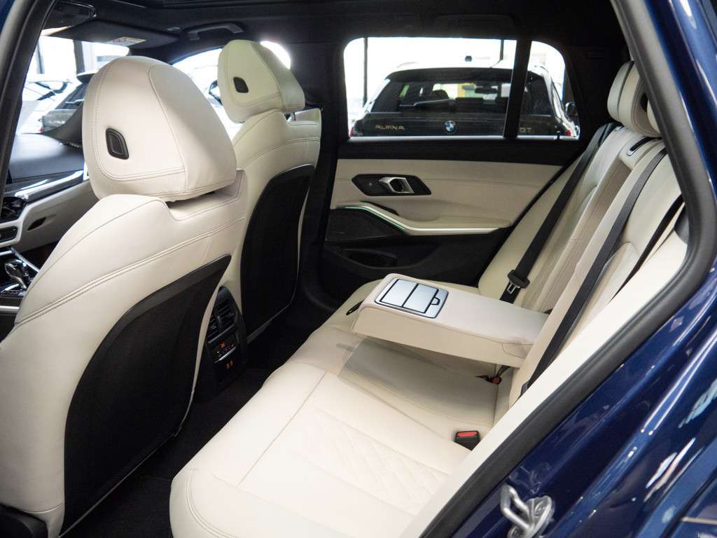 ALPINA B3