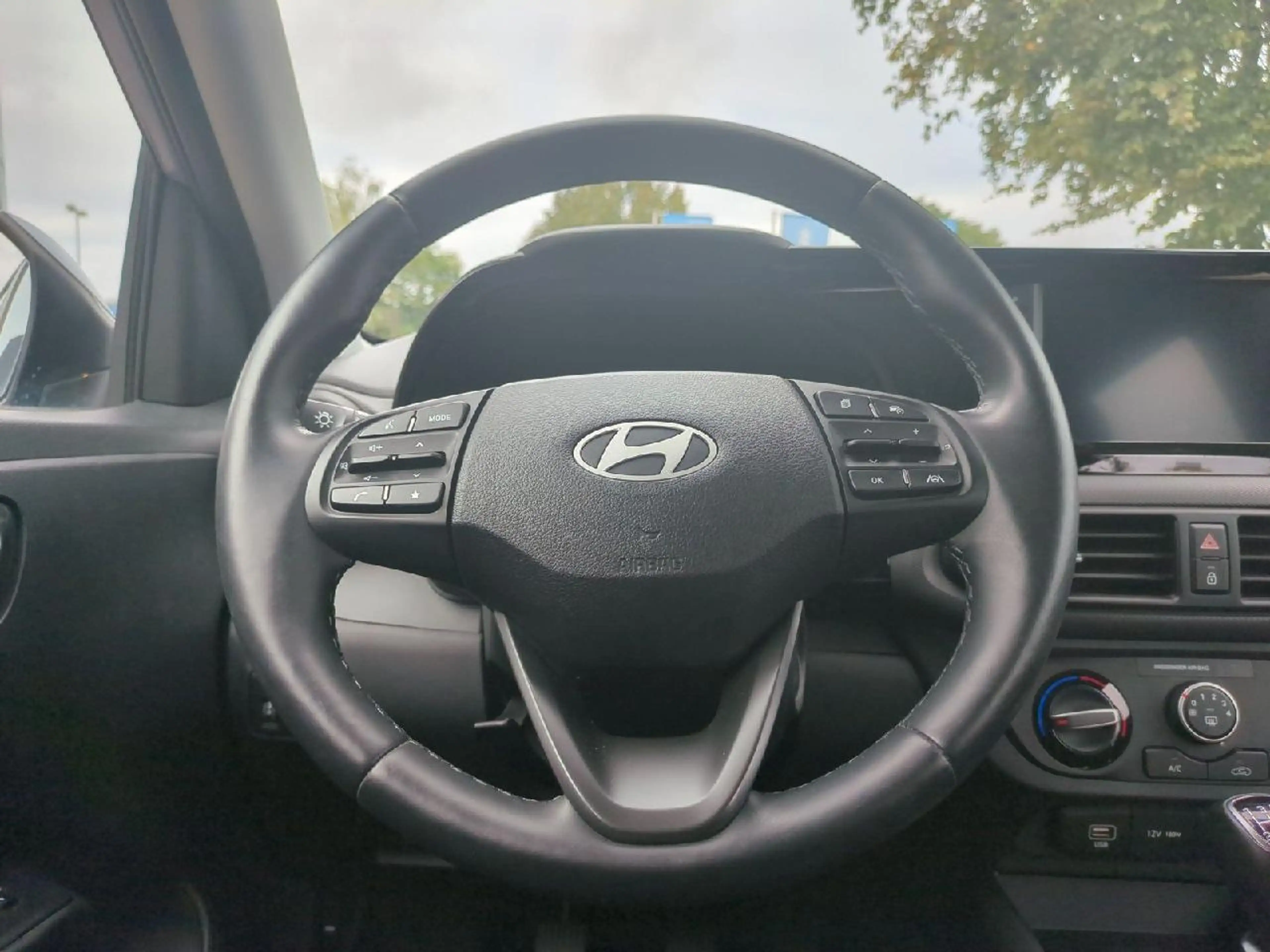 Hyundai i10 Trend — photo 9