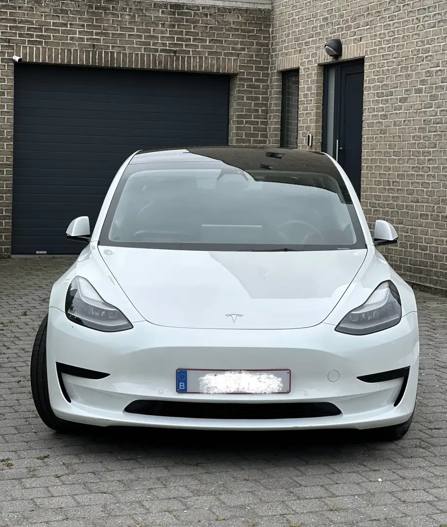 Tesla Model 3 Standard Reichweite Plus Hinterradantrieb - 2
