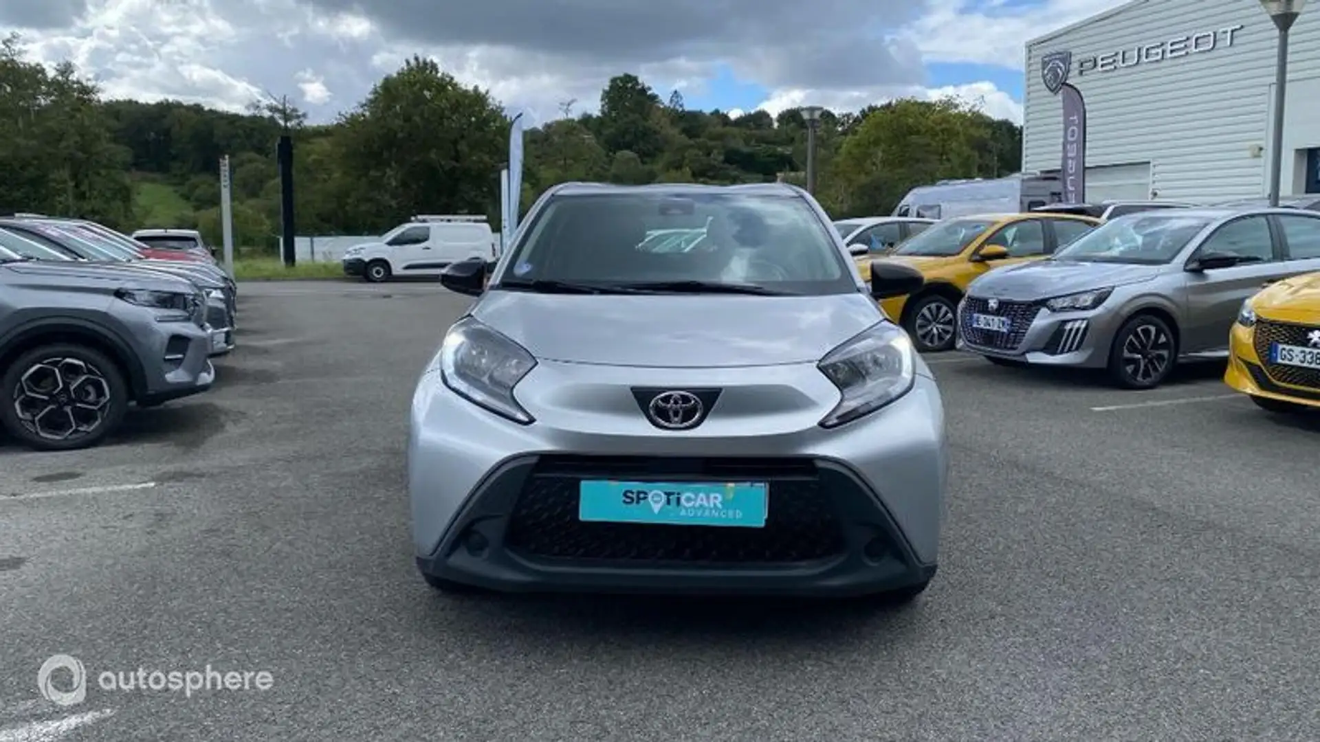 Toyota Aygo X 1.0 VVT-i 72ch Dynamic S-CVT - 2