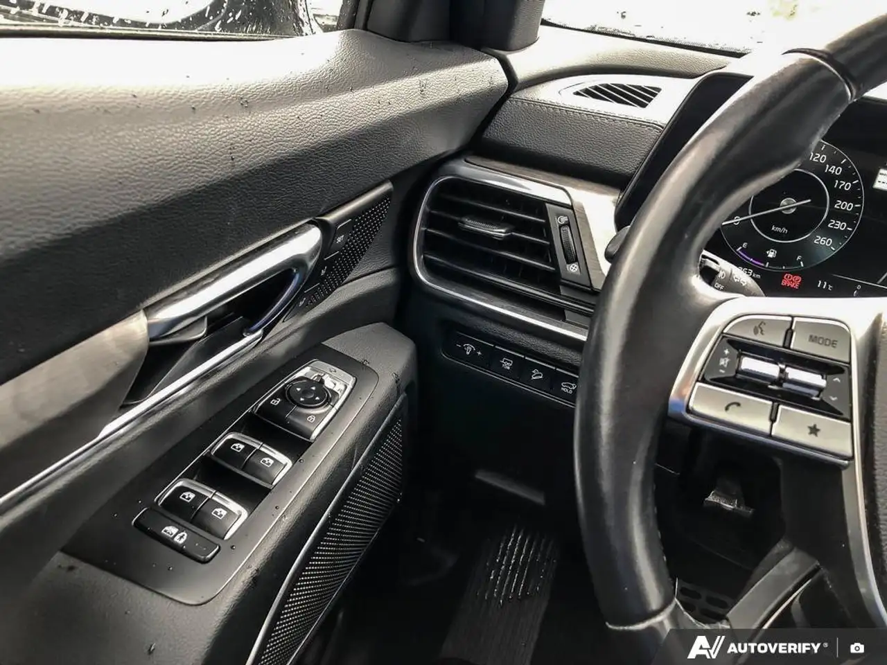 Kia Telluride снимка Kia Telluride