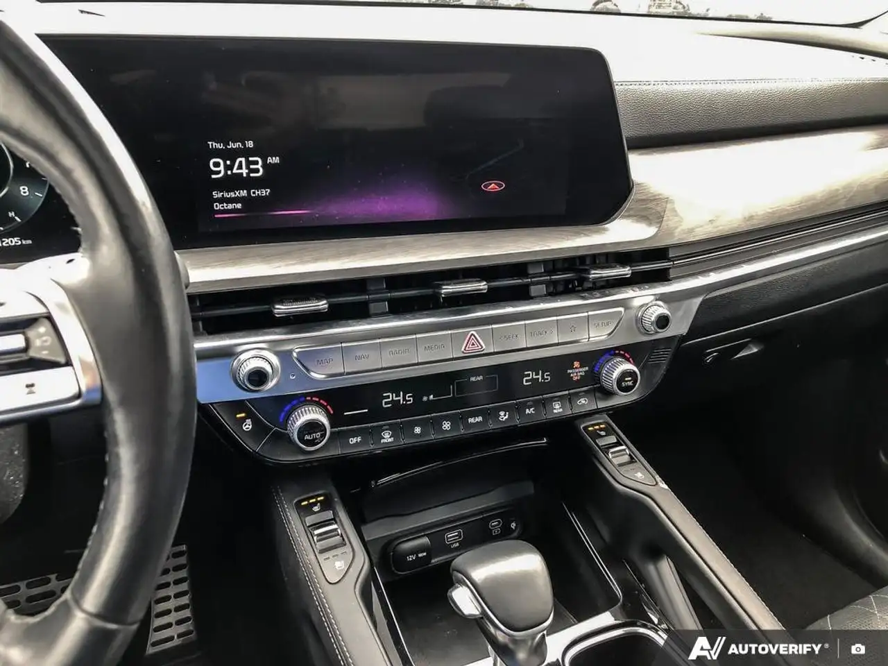 Kia Telluride снимка Kia Telluride