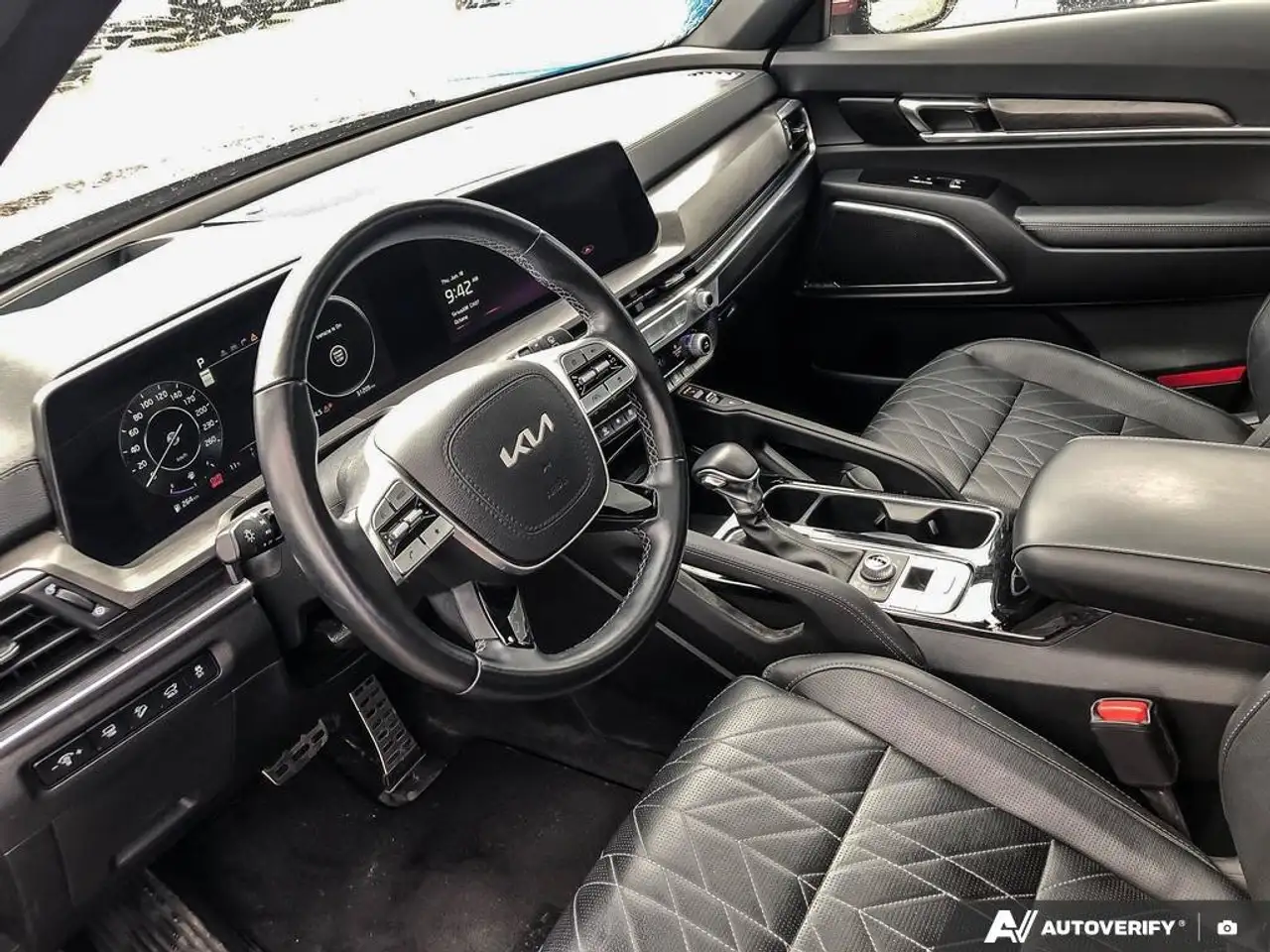 Kia Telluride снимка Kia Telluride