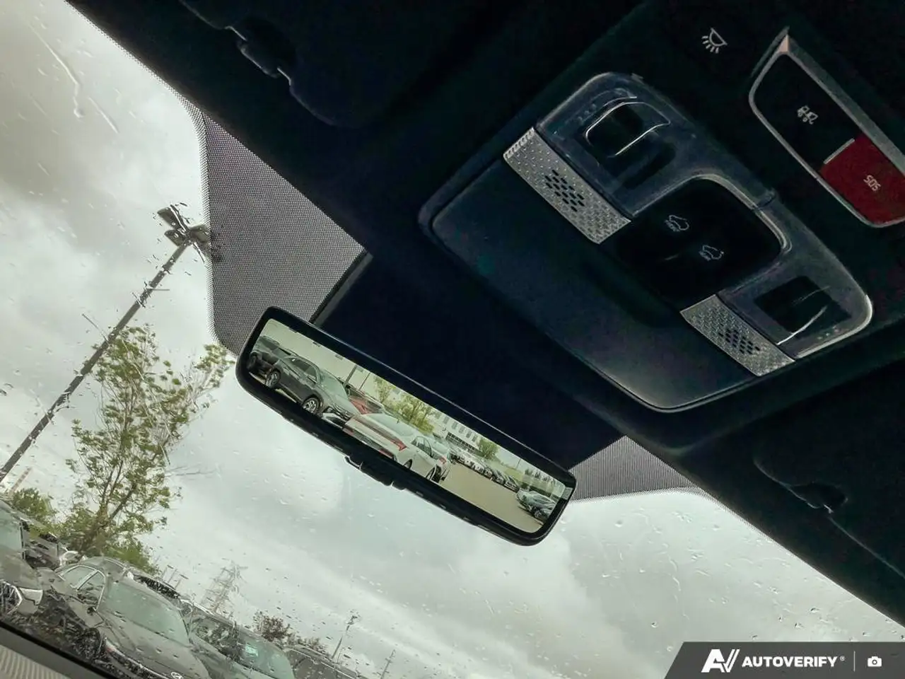 Kia Telluride снимка Kia Telluride