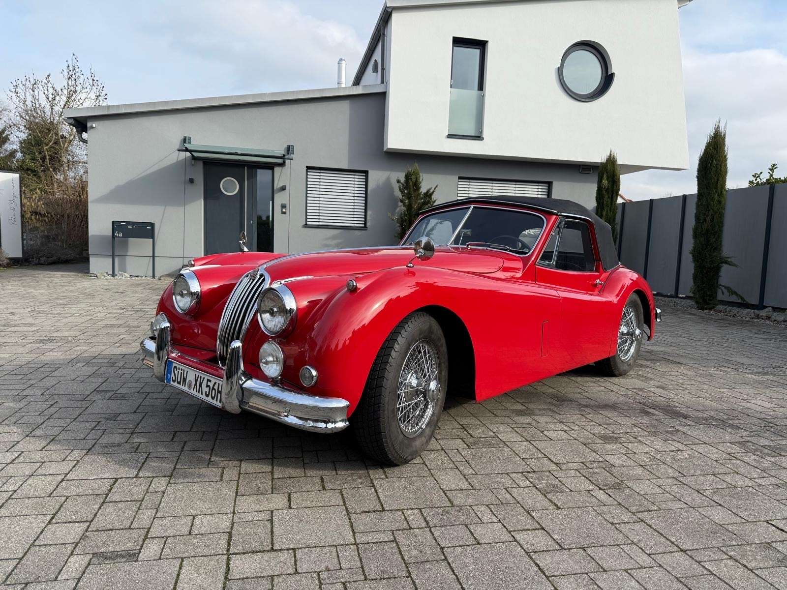 Second hand Jaguar Xk 