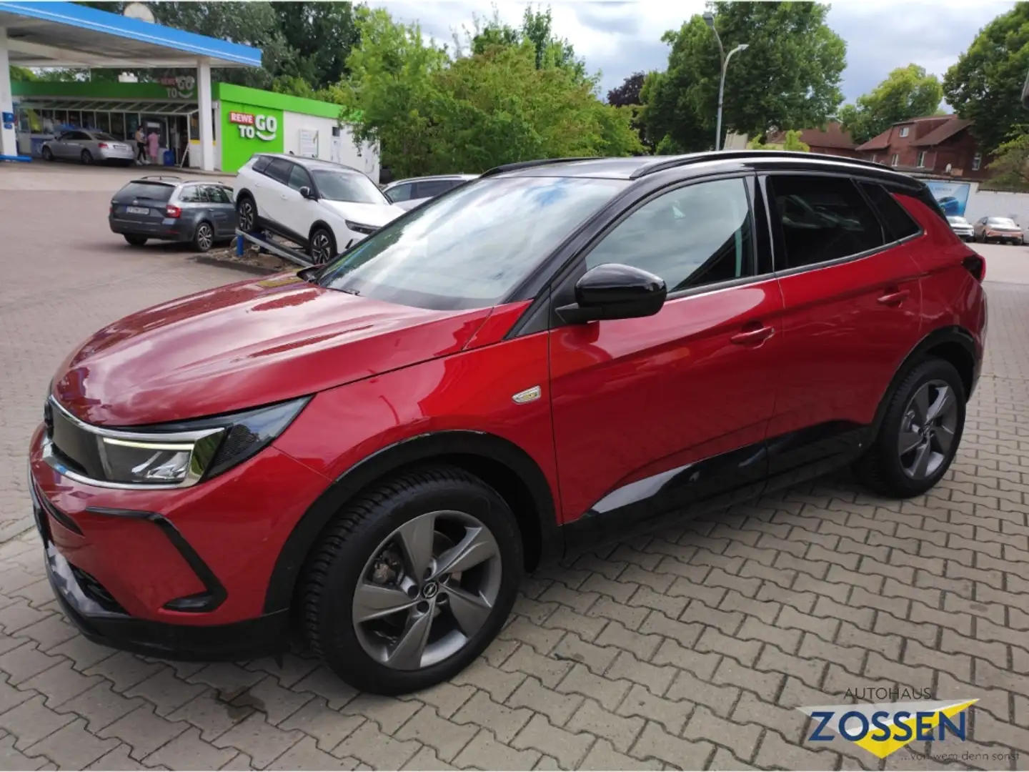 Opel Grandland GS Line 1.2 Turbo EU6e Leder LED El. Heckklappe Rot - 2