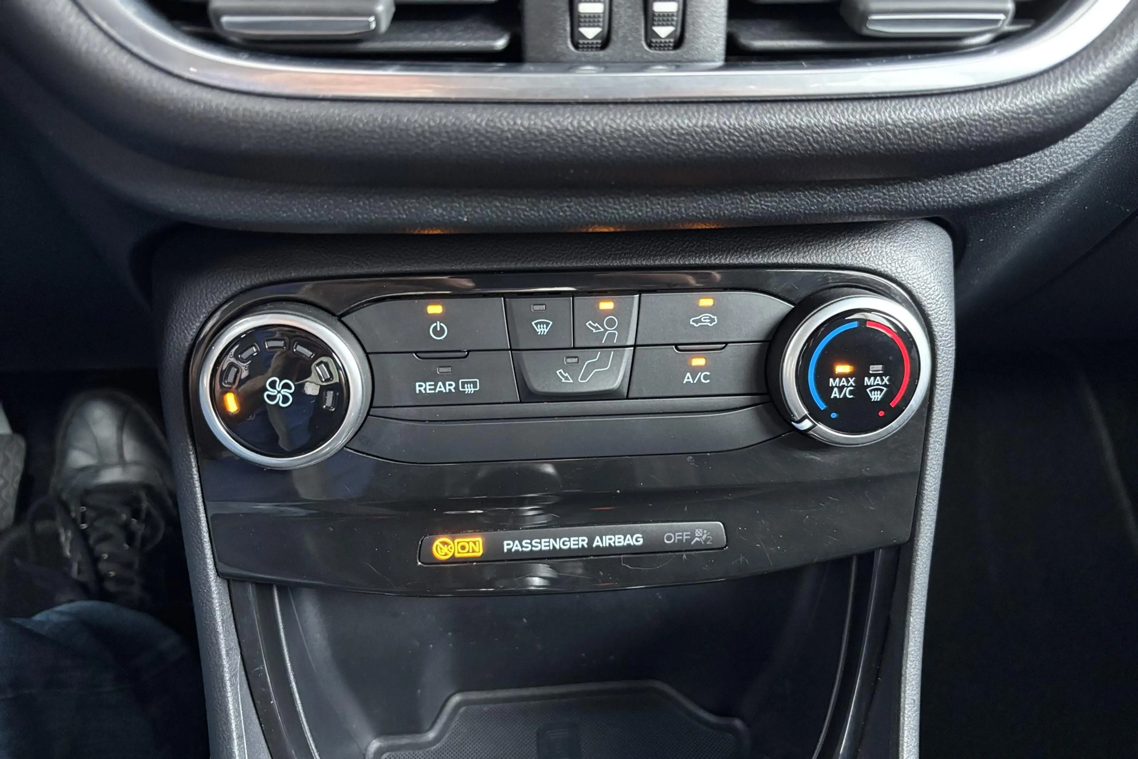 Ford Puma 1.0 EcoBoost Hybrid Titanium Wendbaar, zuinig en h — photo 30