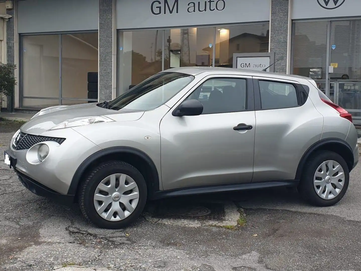 Nissan Juke 1.6 Visia Grigio - 1