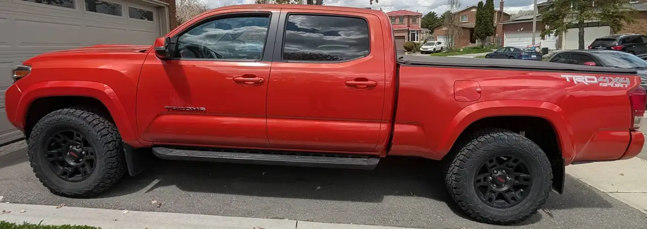 Toyota Tacoma снимка Toyota Tacoma