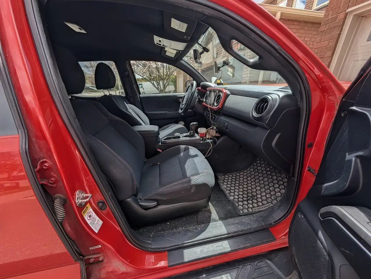 Toyota Tacoma снимка Toyota Tacoma