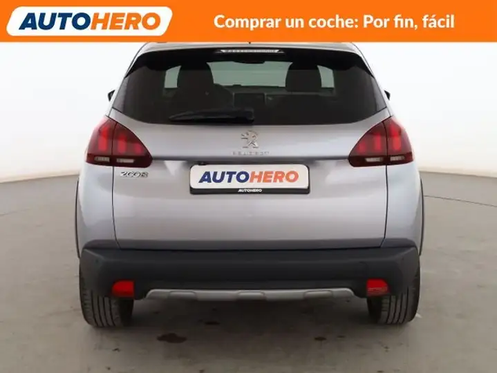 Peugeot 2008 1.2 Pure Tech S&S Allure (2017) 2018, foto 5