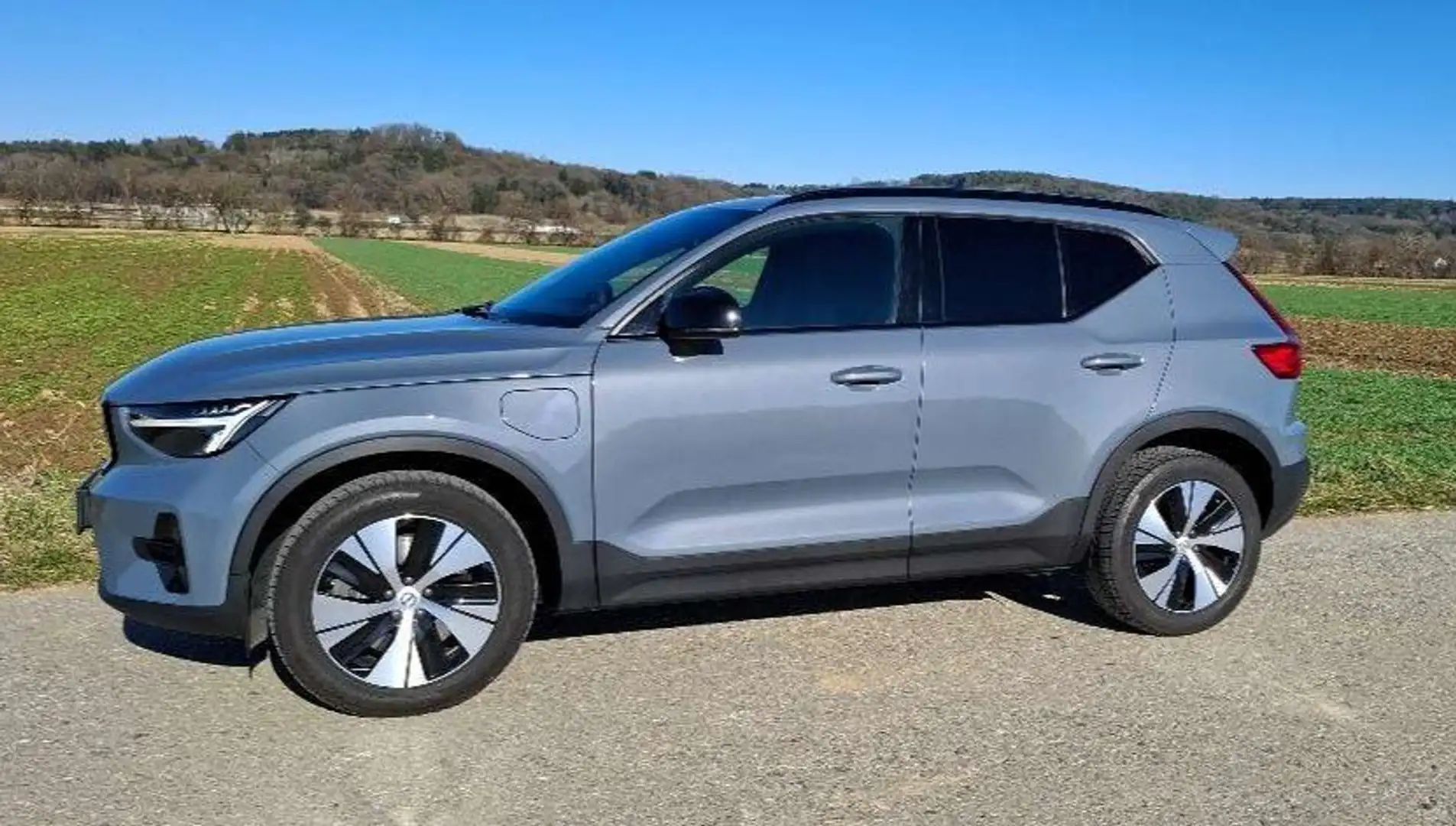 Volvo XC40 XC40 T5 Recharge PHEV Plus Dark Polestar upgrade Grau - 1