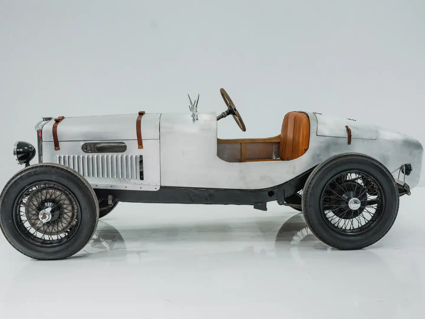 Oldtimer Riley SPORT SPECIAL 1934 srebrna - 2