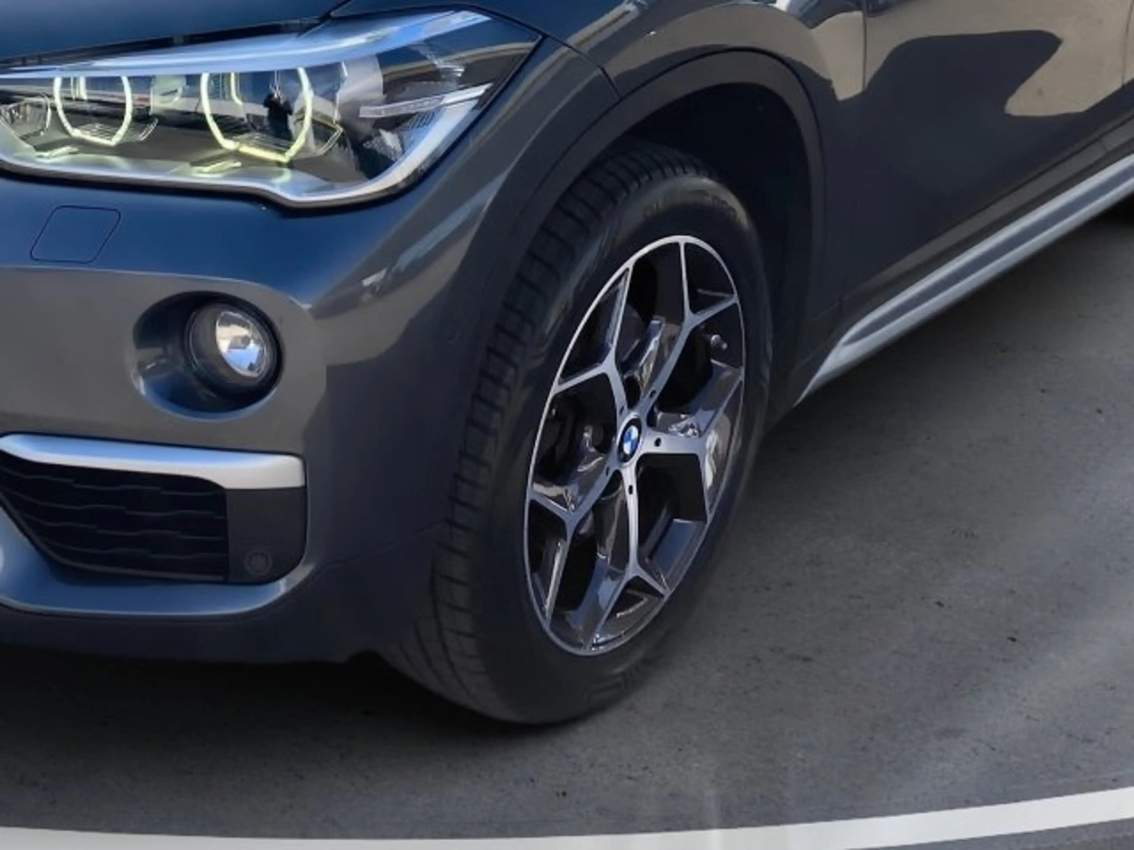 BMW X1 xDrive18d xLine Aut. — photo 8