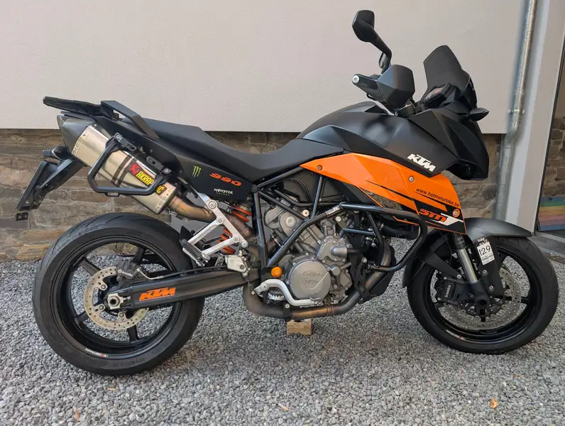 KTM 990 SUPERMOTO
