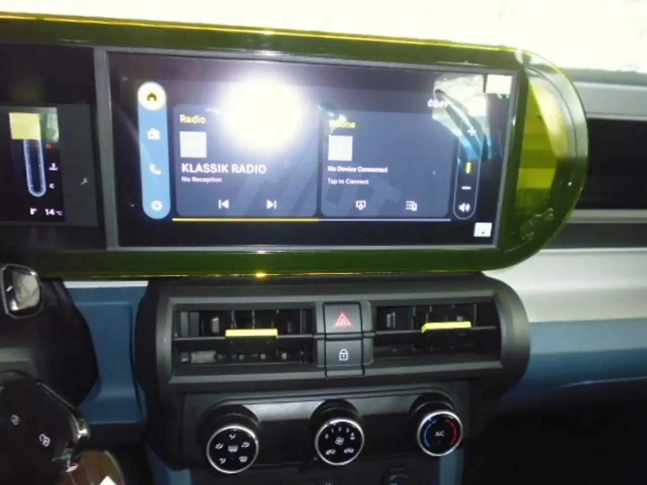Fiat Grande Panda 1.2 Hybrid 74 kW Icon LED, 10,25"Touchscreen 16