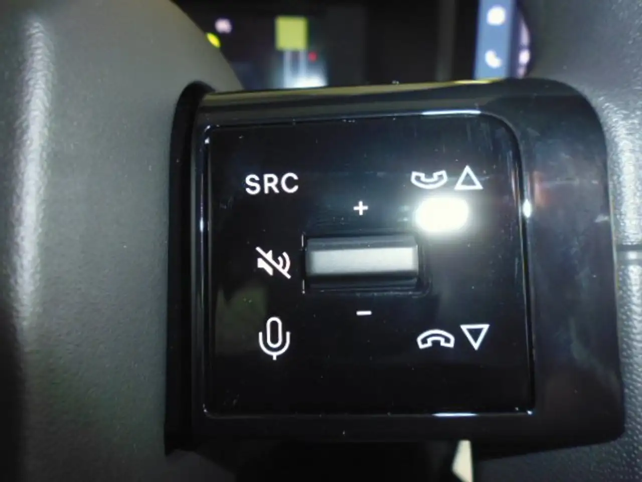 Fiat Grande Panda 1.2 Hybrid 74 kW Icon LED, 10,25"Touchscreen 20