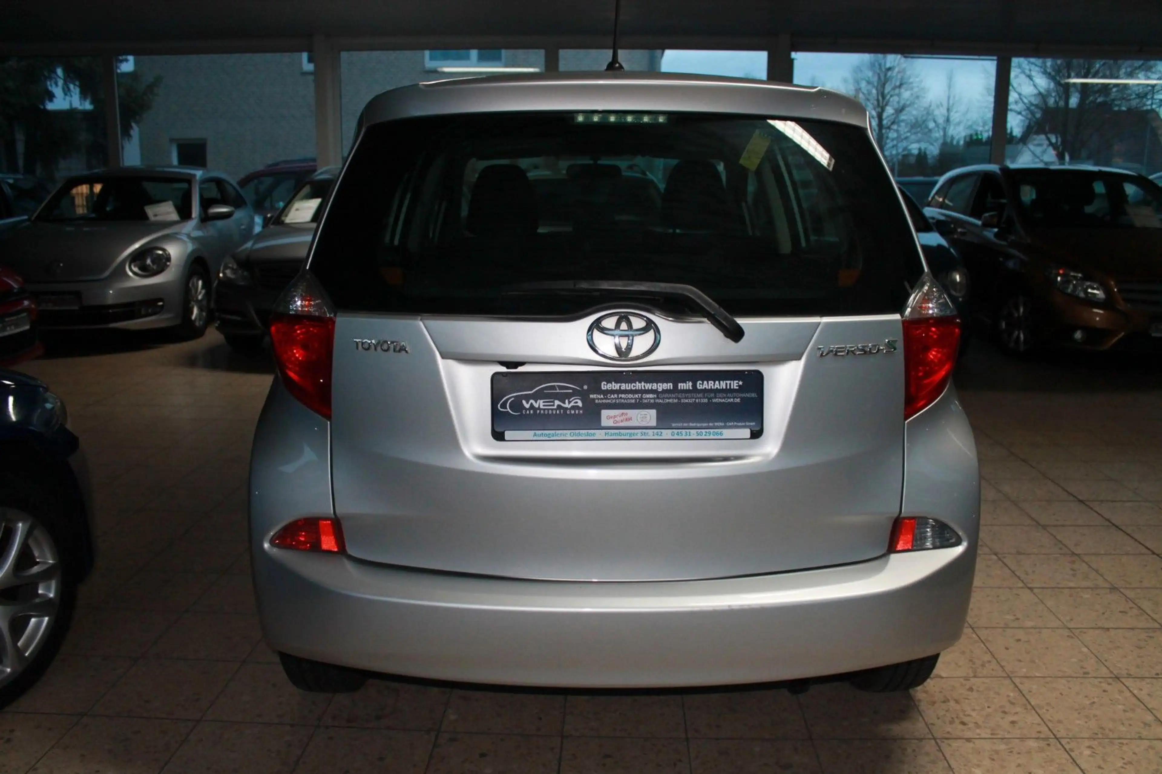 Toyota Verso-S Life — photo 8