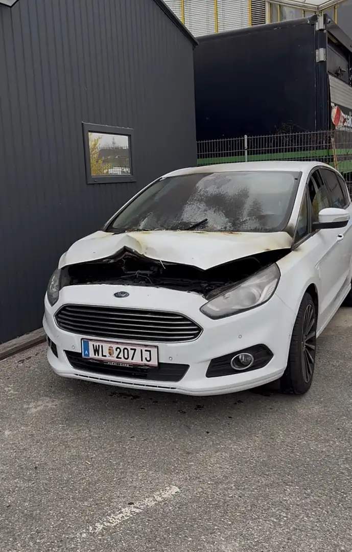 Ford S-Max S-MAX Titanium  2.0 TDCi Auto-Start/Stop Weiß - 2
