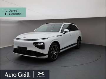 AWD Performance AHK PremiumPaket ACC