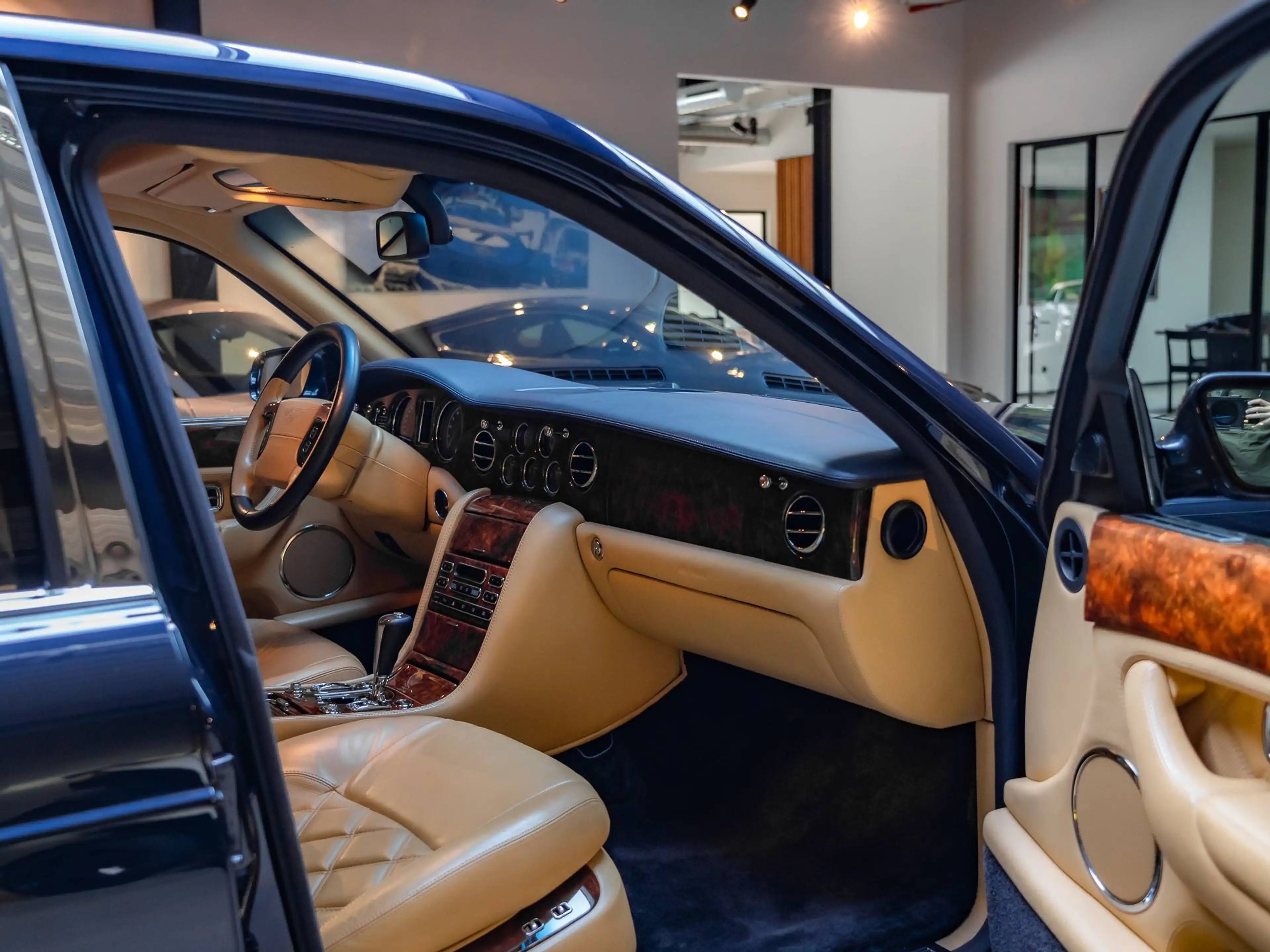 Bentley Arnage Arnage T 6.75 Turbo V8 Mulliner — photo 15