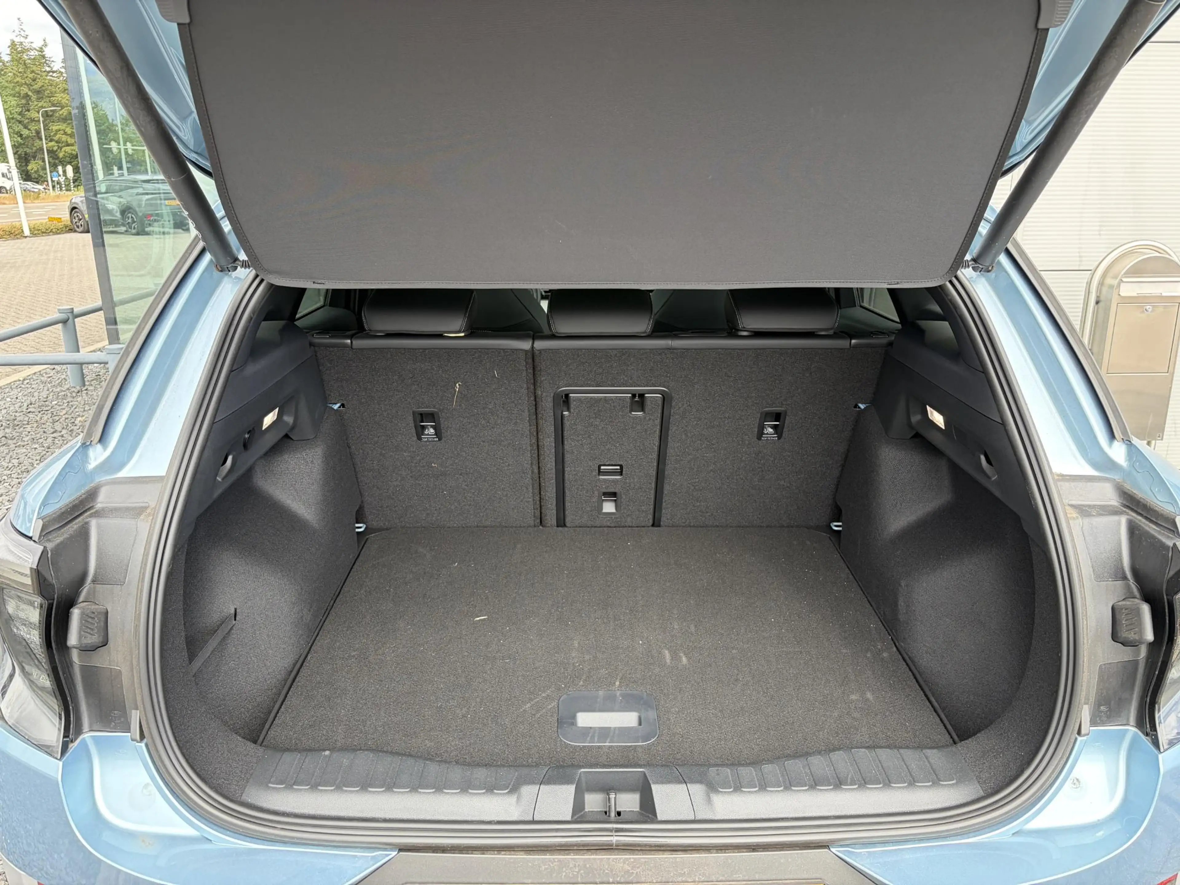 Ford Explorer Premium Extended Range RWD 77 kWh I 289 PK I Elect — photo 9