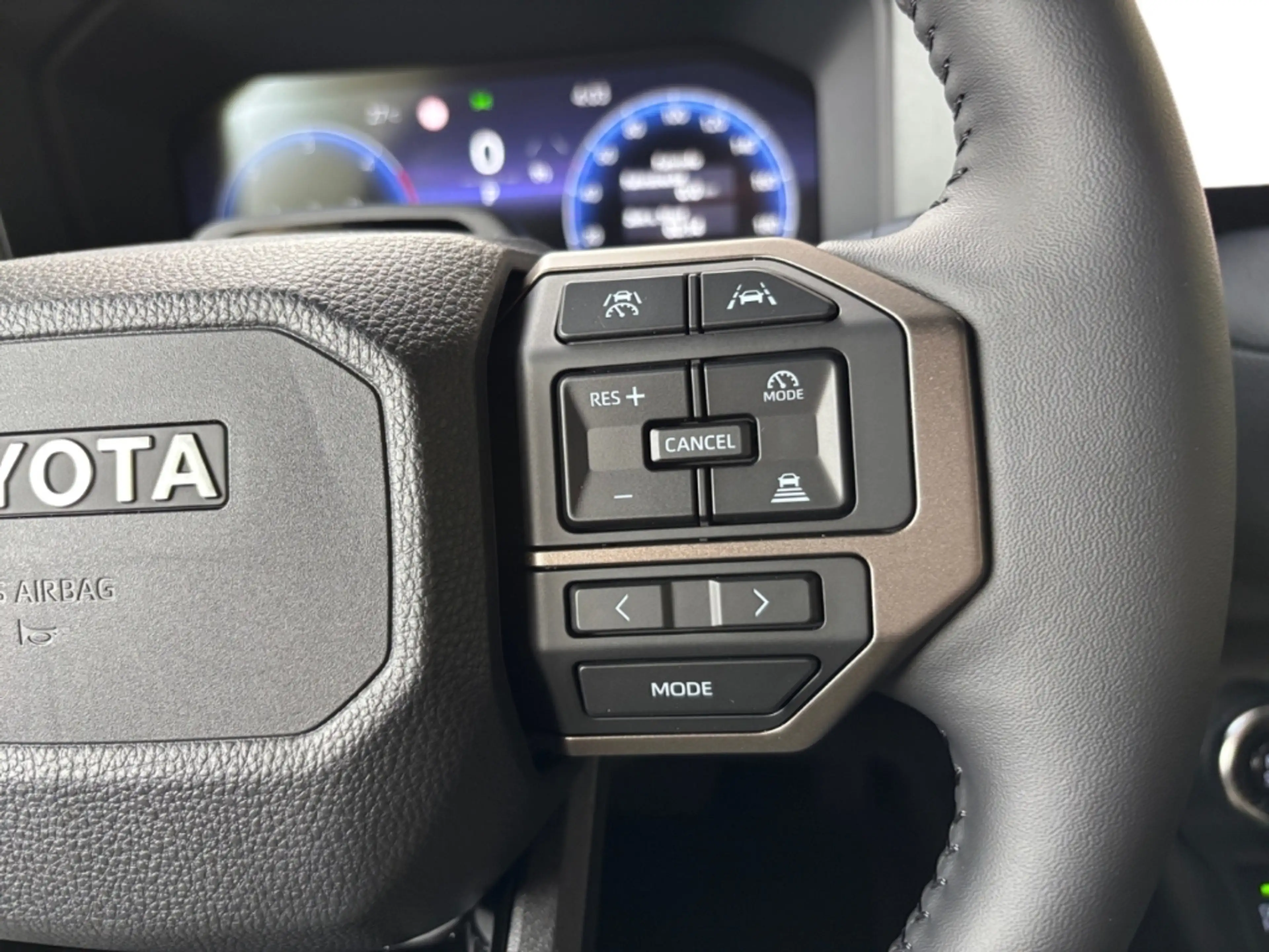 Toyota Land Cruiser 2,8 AWD *Lounge *Pano *Sitzlüftung — photo 14