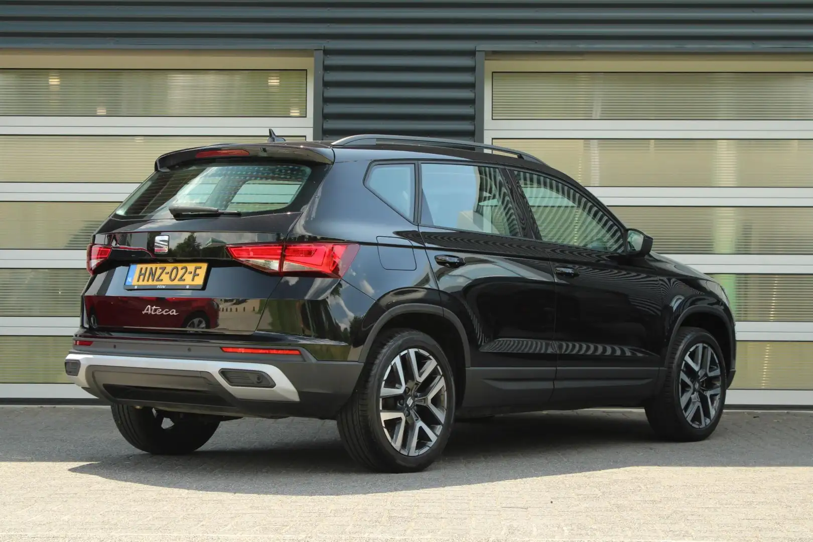 SEAT Ateca 1.5 TSI 150pk DSG Style Business Intense | Navigat Noir - 2