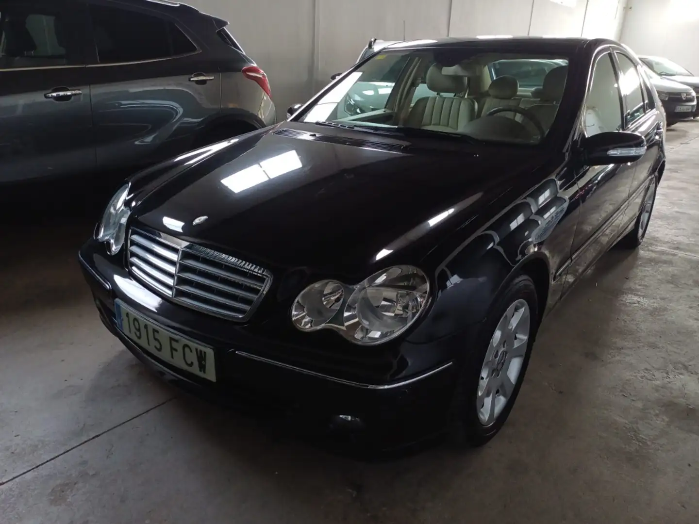 Mercedes-Benz MERCEDES-BENZ Clase C Berlina Automático de 4 Pu Noir - 2