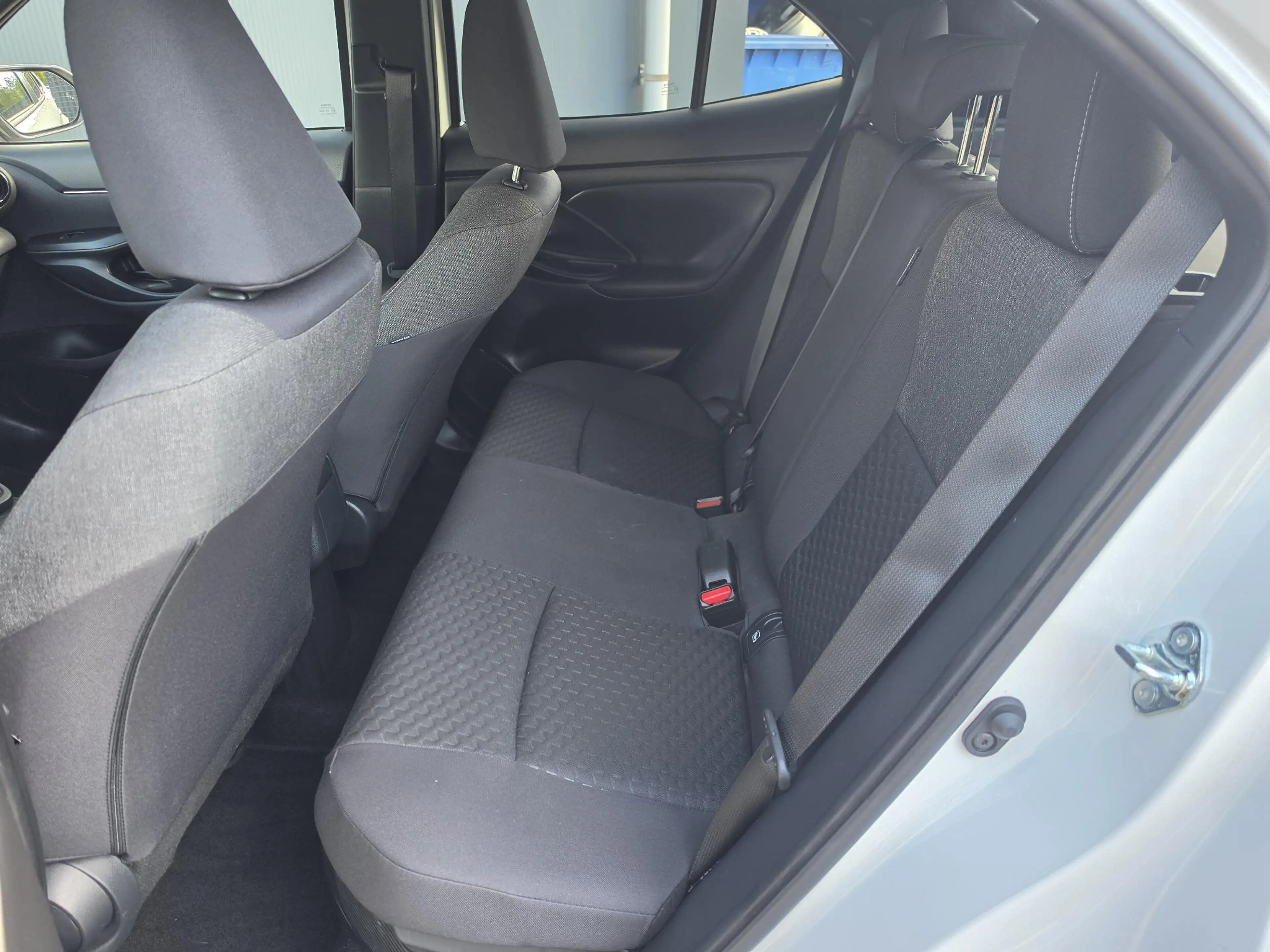 Toyota Yaris Cross 1.5 Hybrid 115 Dynamic | Comfort pack | — photo 8