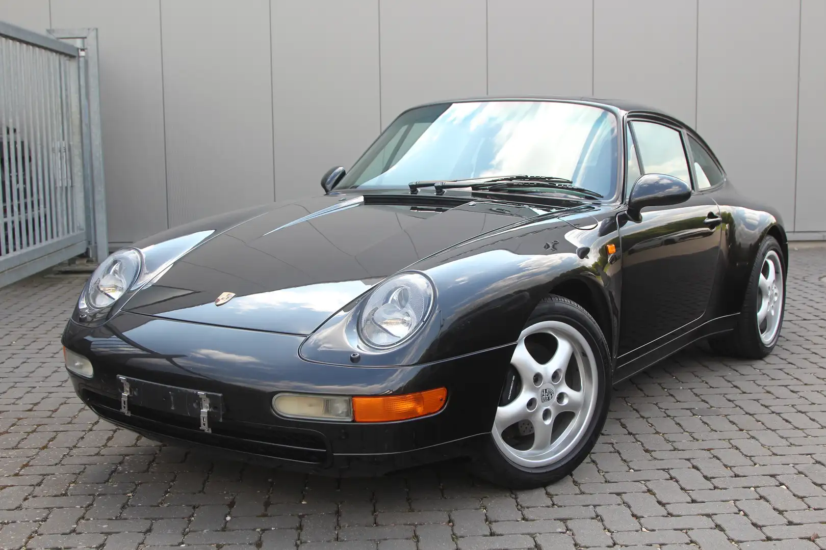Porsche 993 993 3.6i - 237.000km - 1995 - 1st owner, full hist Noir - 1