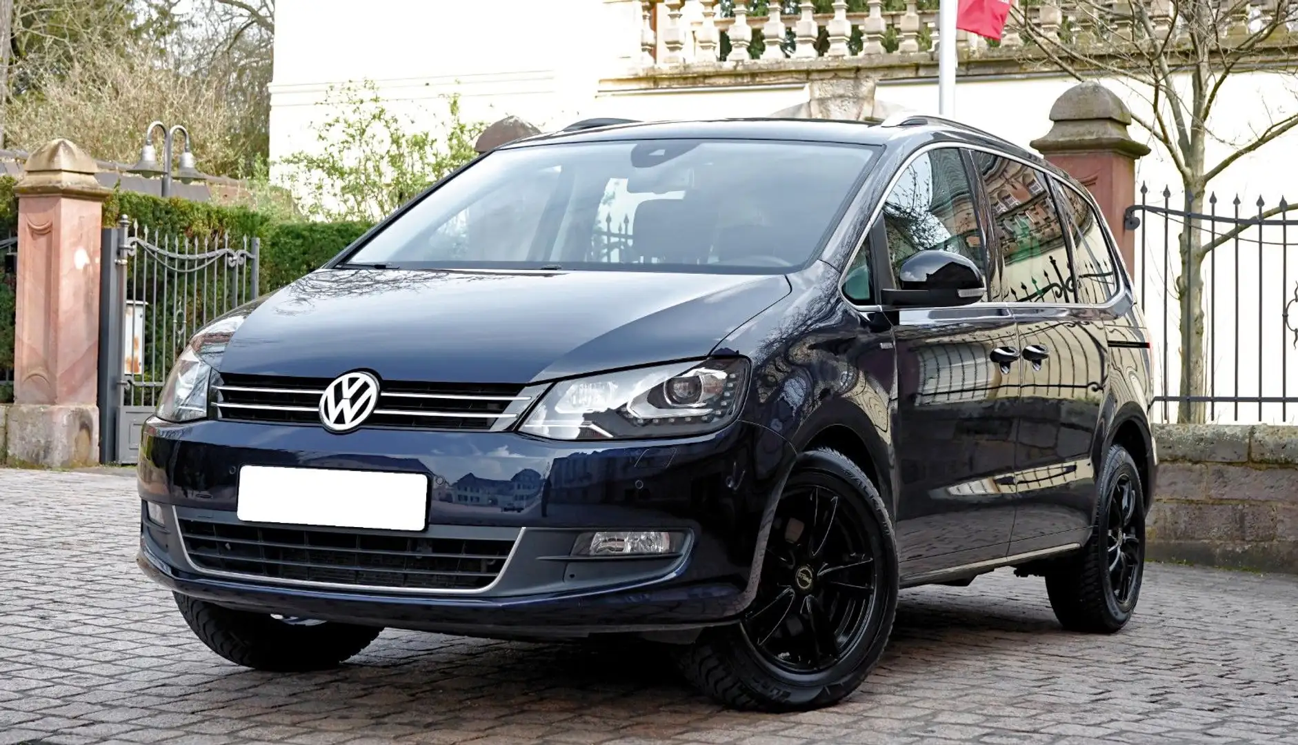 Volkswagen Sharan Match BMT *Automatik,3-Zonen-Klima,Kamera Blau - 2