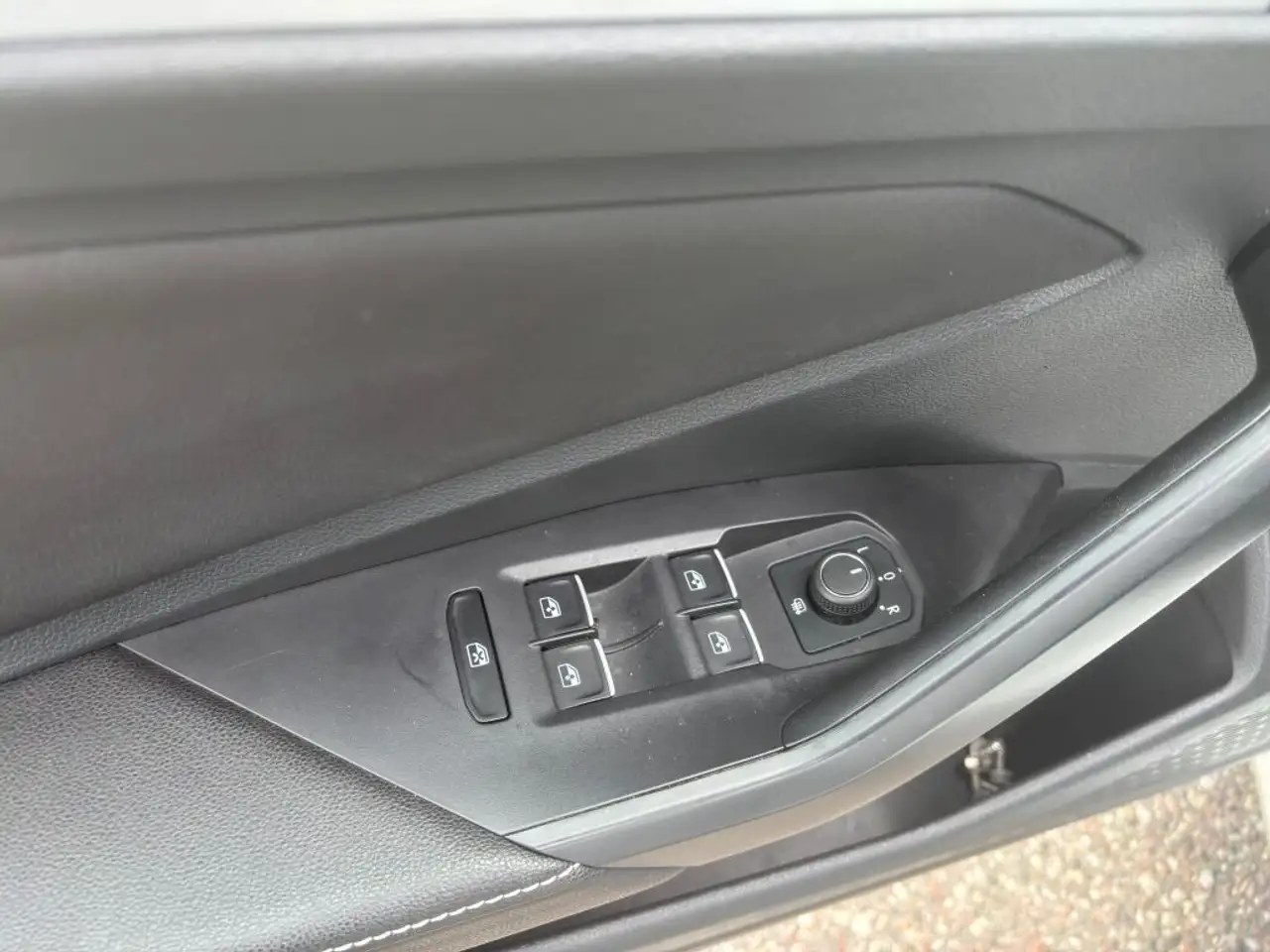 Volkswagen Jetta снимка Volkswagen Jetta