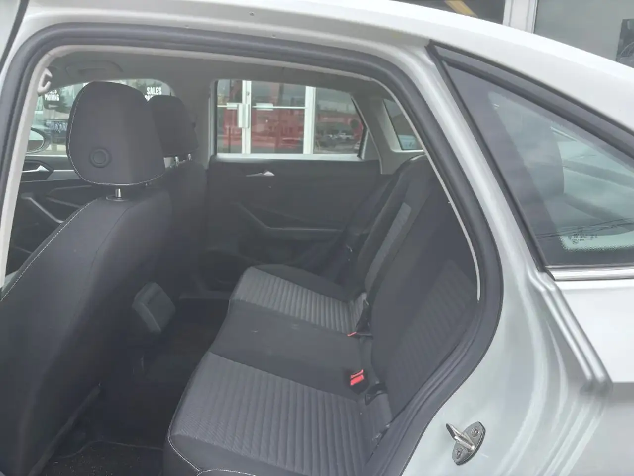 Volkswagen Jetta снимка Volkswagen Jetta