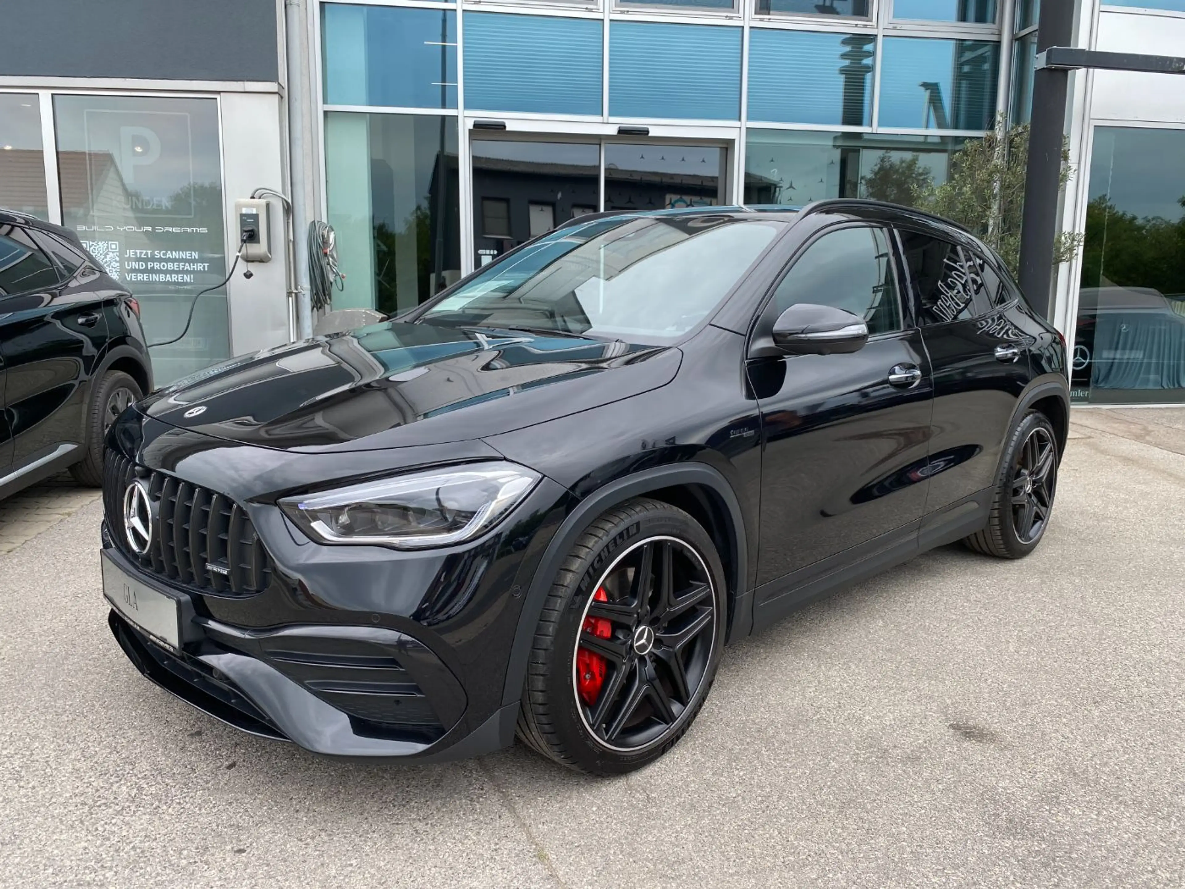 Mercedes-Benz A 35 AMG GL 4MATIC AMG Distr Pano MBUX Klima Mbeam — photo 2