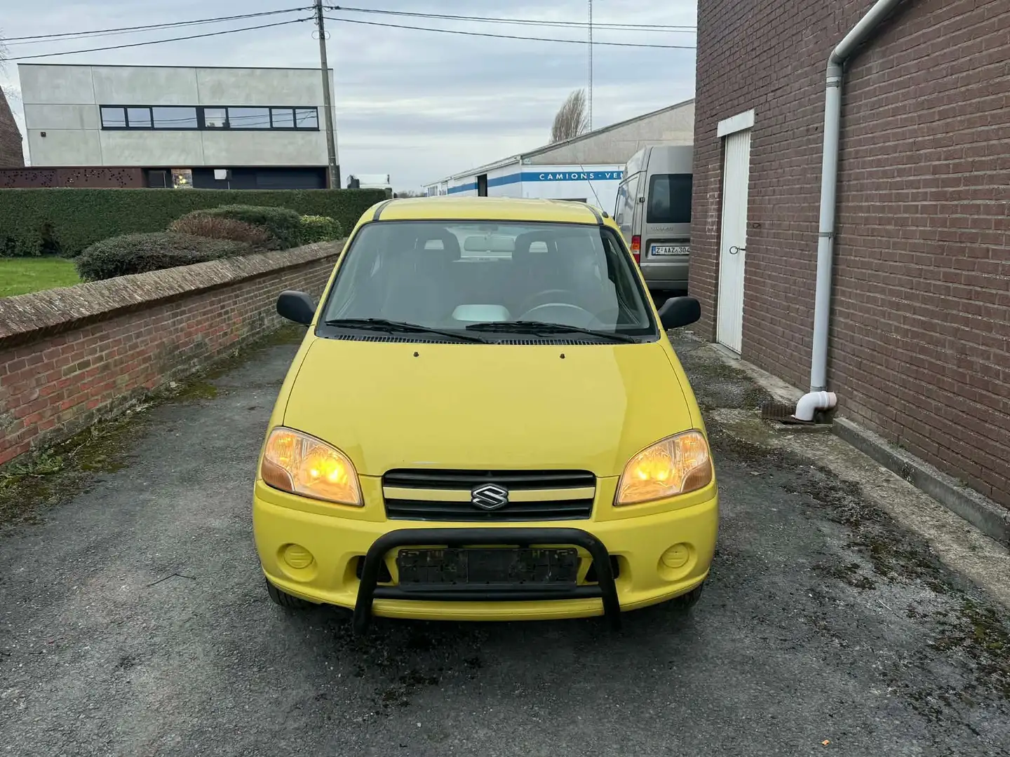 Suzuki Ignis 1.3i 16v ** PRETE IMMAT ** DIRECTION ASSIST ** ** Jaune - 2