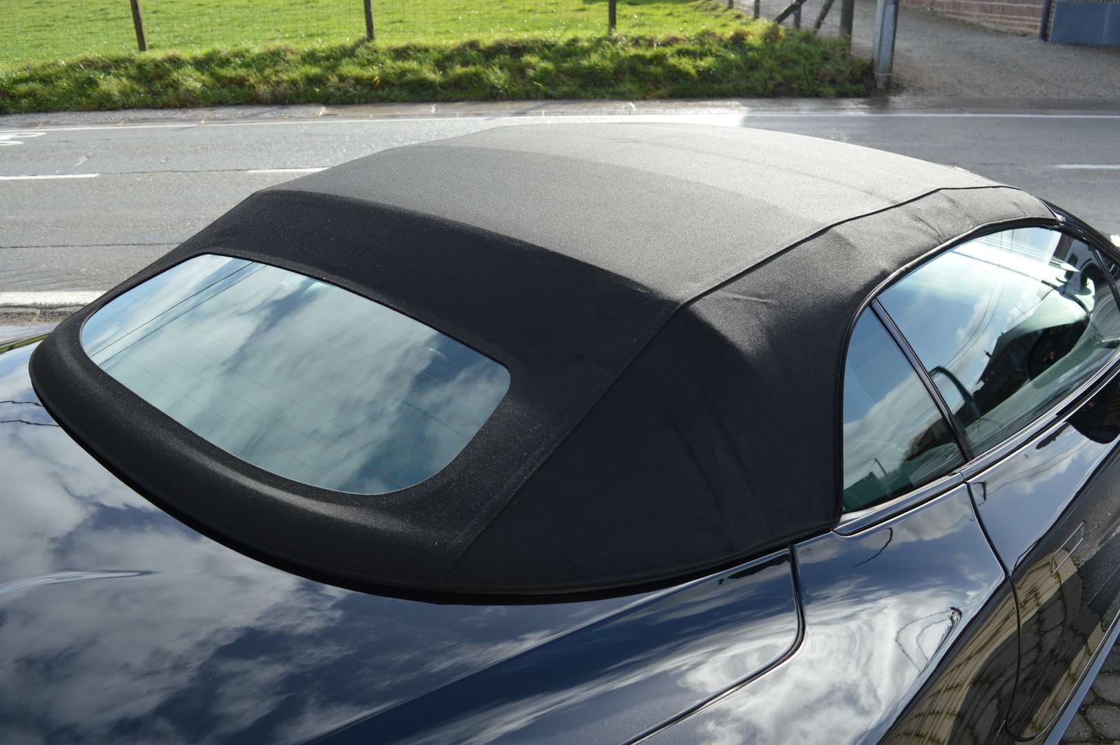 Aston Martin Vanquish Volante V12 Carbon Edition -  - Joinsteer - #4