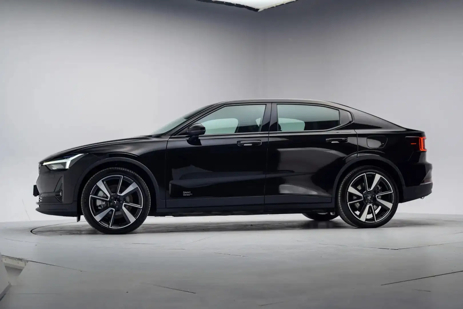 Polestar 2 Long Range Dual Motor Launch Edition 78kWh Aut. [ Noir - 2