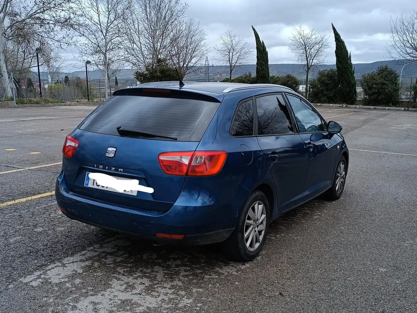 SEAT Ibiza ST 1.6TDI CR Style 105 Azul - 2