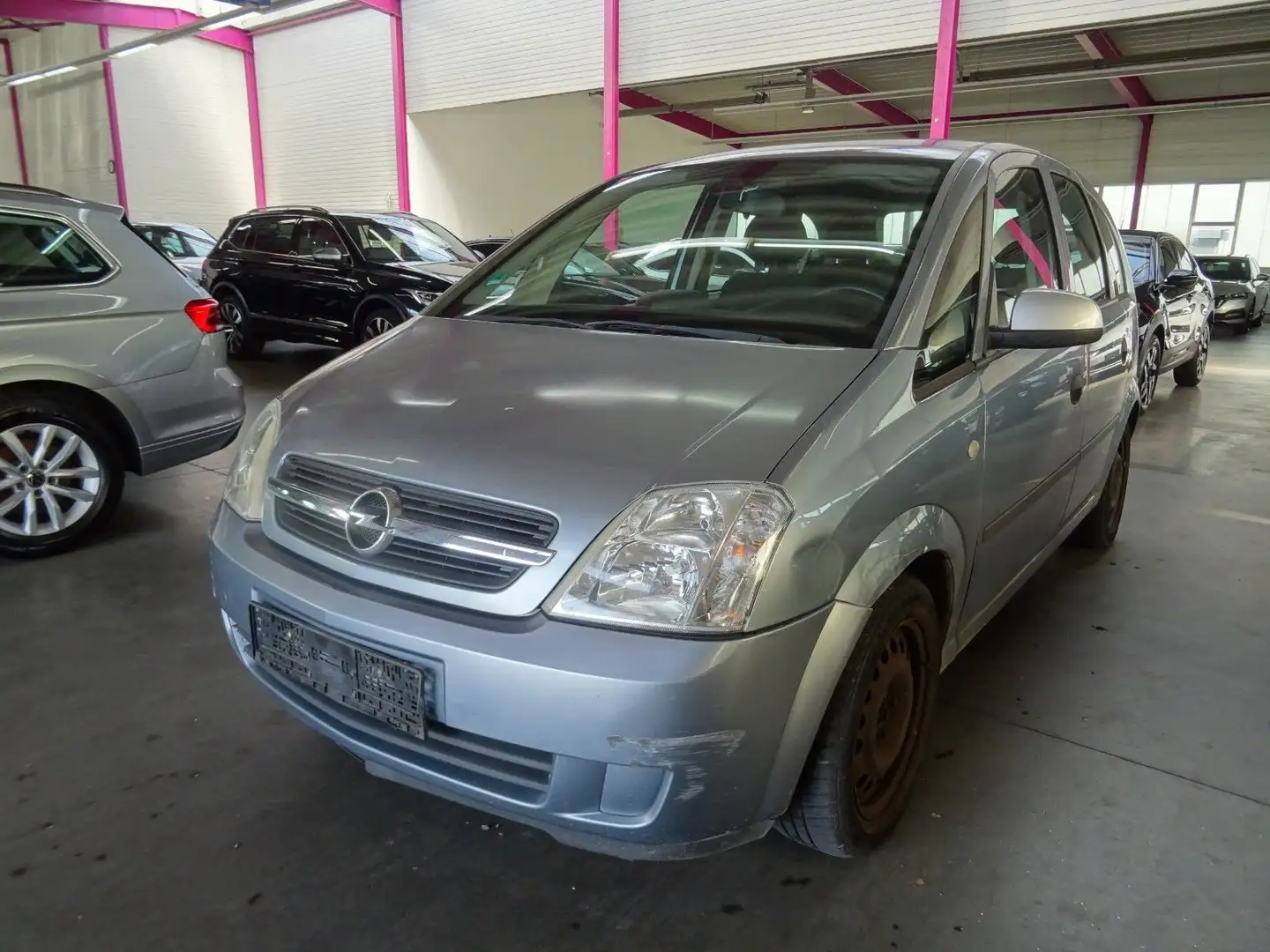 Opel Meriva 1.6 Cosmo Silber - 1