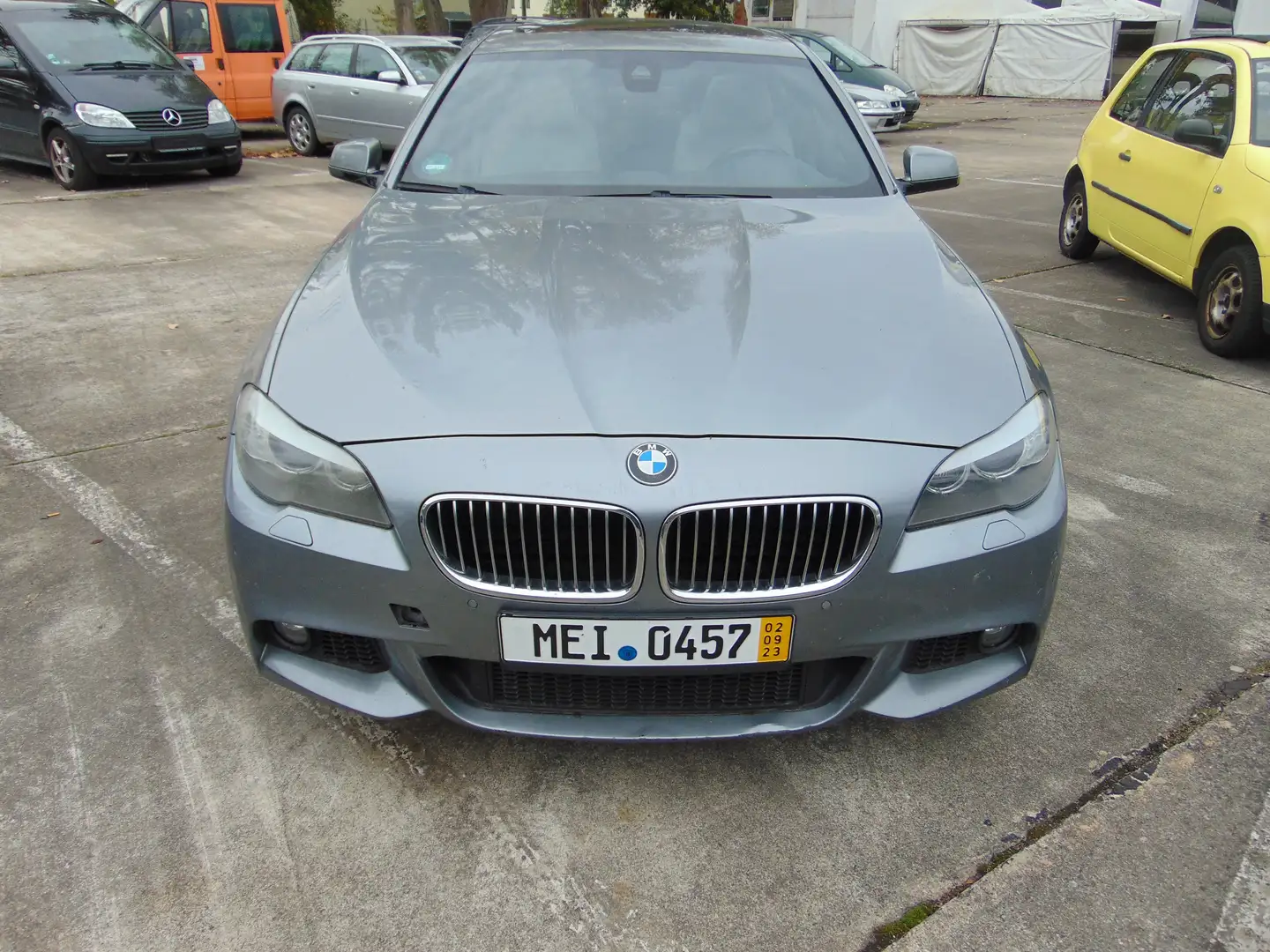 BMW 535 535i - M Paket Šedá - 2