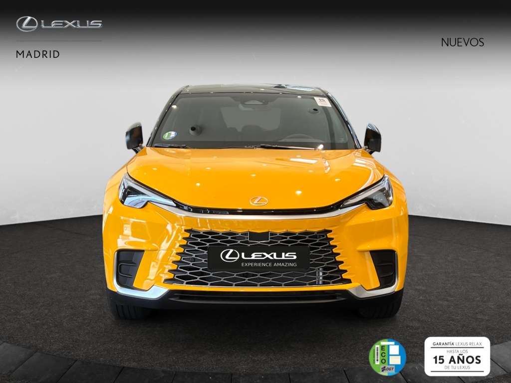 Lexus LBX Emotion - foto 1